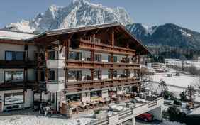 Gibt es was Schöneres als eine schöne Unterkunft in Schneekulisse? 